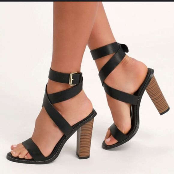 BRAND NEW LILIANA ANKLE STRAP POINTED TOE HIGH HEEL SANDAL - Picture 8 of 15